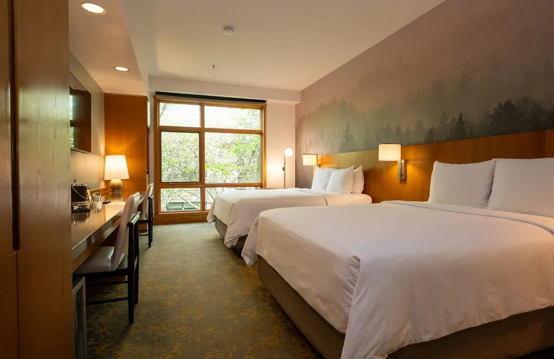 Cedarbrook Lodge-1