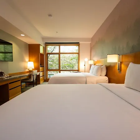 Cedarbrook Lodge-2