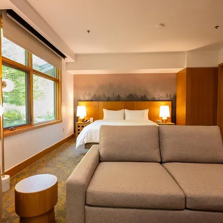 Cedarbrook Lodge-2