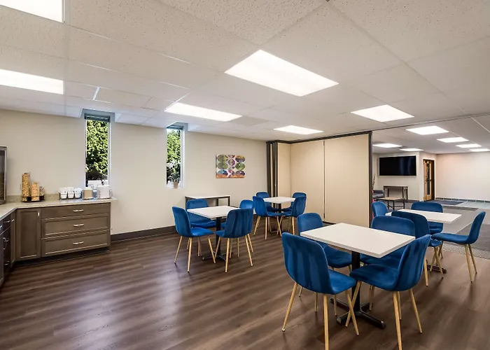 Surestay Plus Hotel By Best Western Seatac Airport